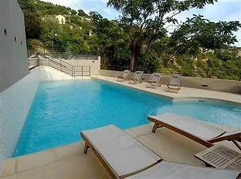 Apartmanhotel Eza Vista