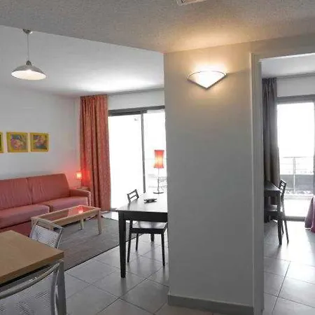 Lejlighedshotel Eza Vista 4*